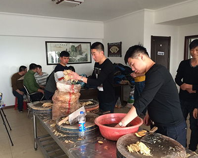 大连蜜桃在线免费观看